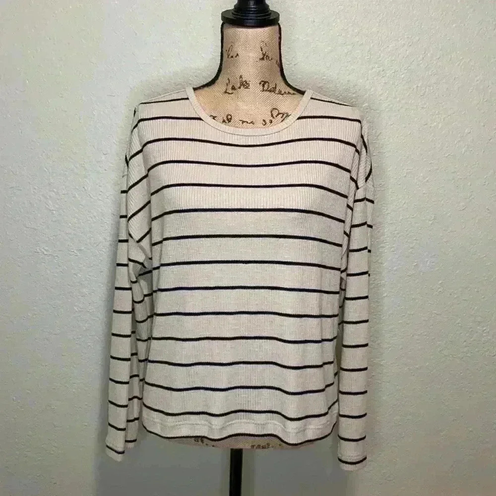 Causal Comfortable Women’s Top size M 💠Brand — Z Supply